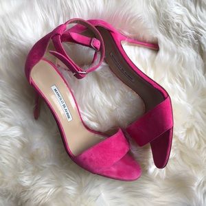 💗 Manolo Blahnik Suede Bubblegum PINK heels
